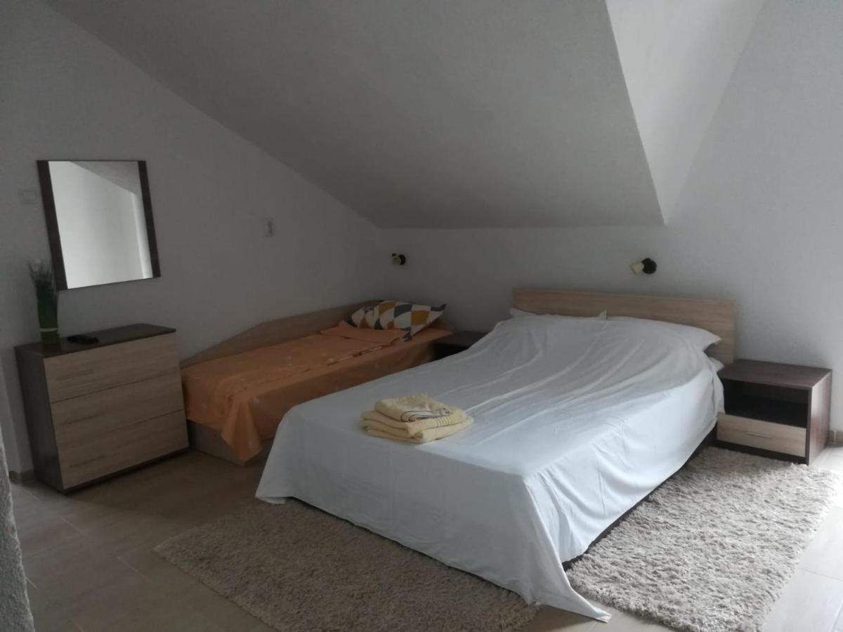 Casa Colt De Rai Διαμέρισμα Ogradina Εξωτερικό φωτογραφία