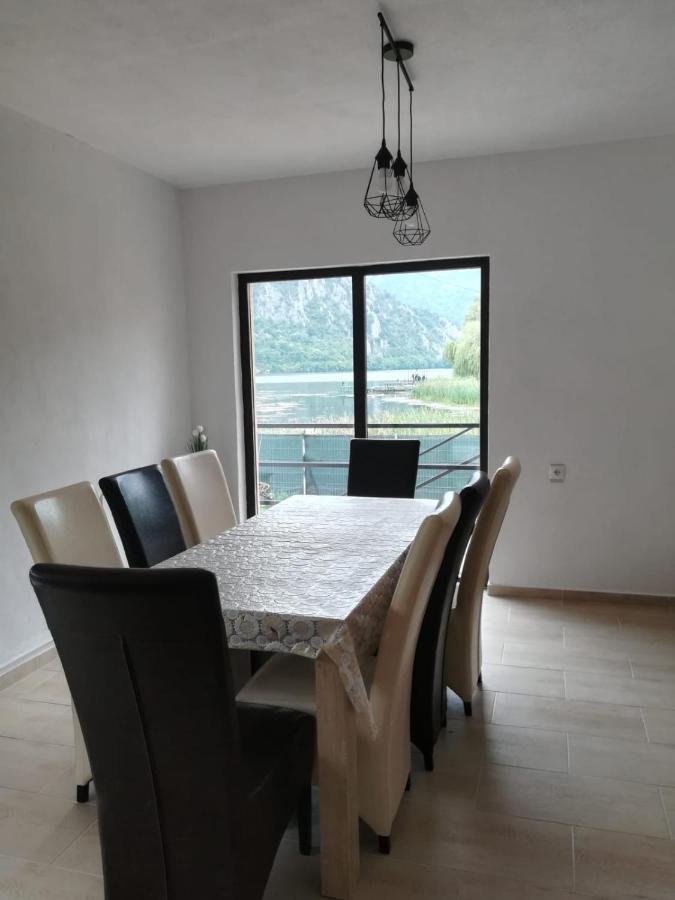 Casa Colt De Rai Διαμέρισμα Ogradina Εξωτερικό φωτογραφία