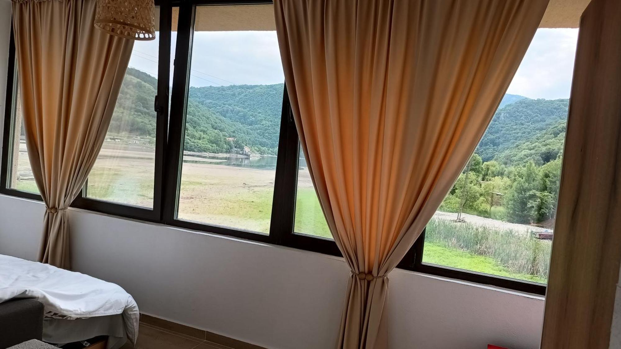 Casa Colt De Rai Διαμέρισμα Ogradina Δωμάτιο φωτογραφία